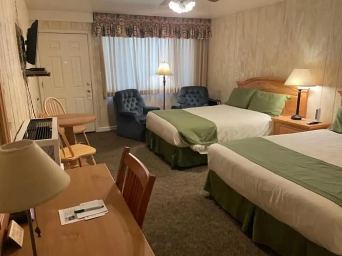 June Lake Motel