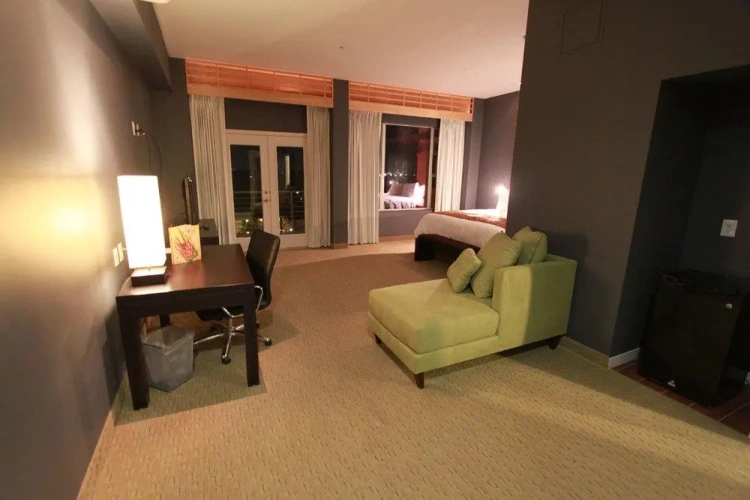 Suite with balcony