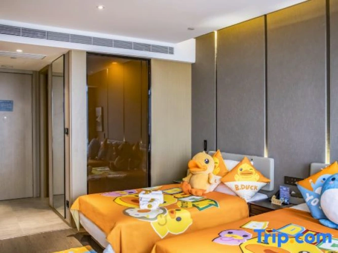 Standard Twin Family room