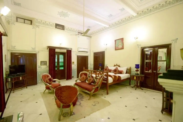 Suite with garden view