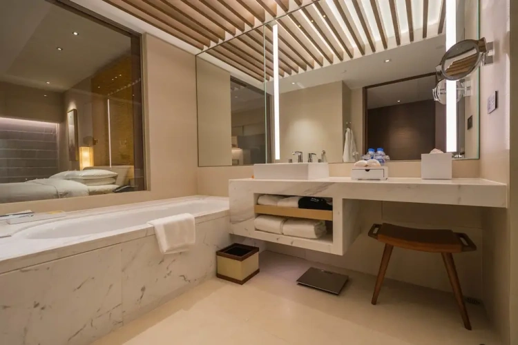 Deluxe Double Club room