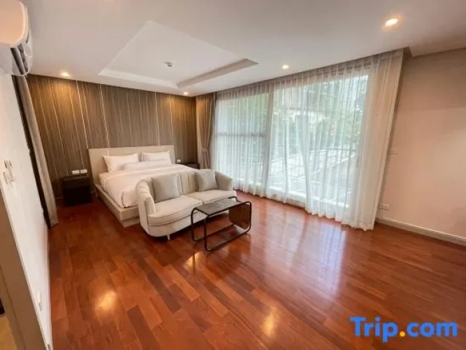 2 Bedrooms Suite