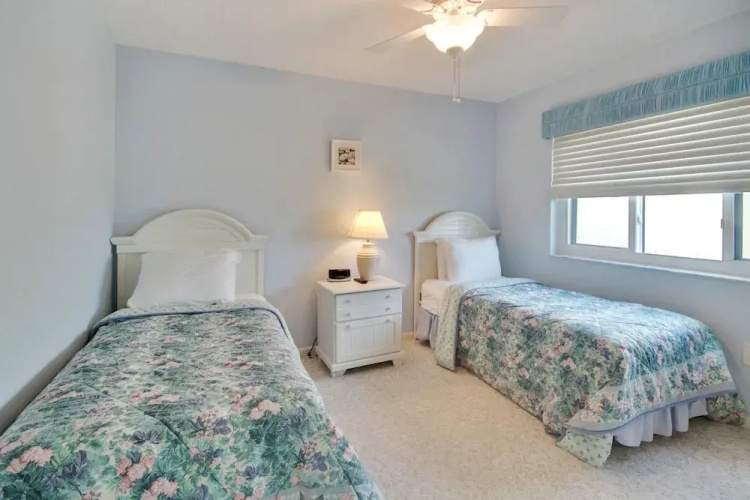 Land's End 7-406 Beach Front - Premier