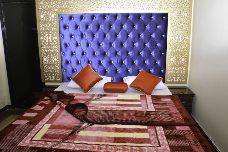 Hotel luxury palace