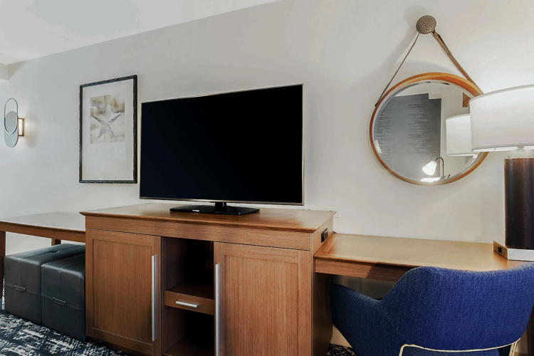 Hampton Inn & Suites Austin Downtown