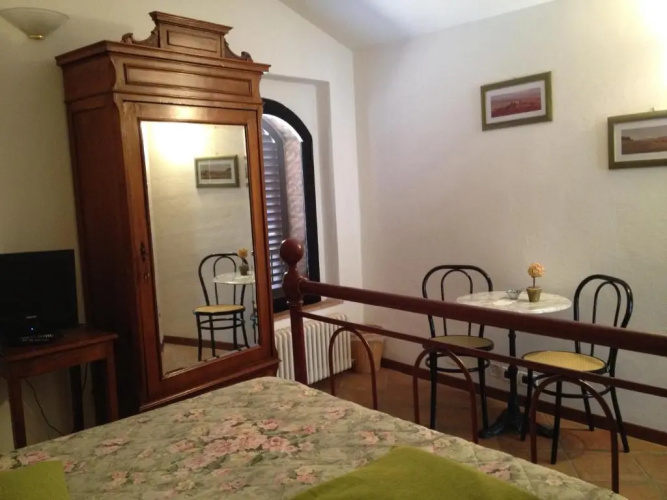 A La Casa Dei Potenti