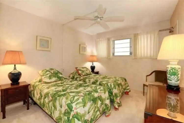 Royal Mauian, #416 2 Bedroom Condo by RedAwning