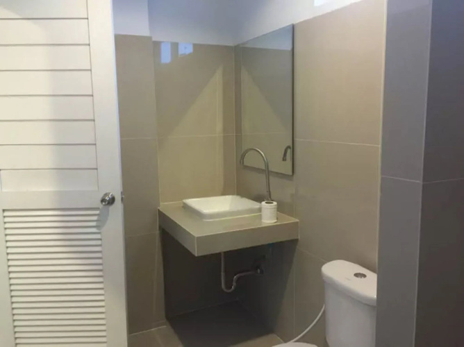 2 Bed Villa 15 min walk to beach