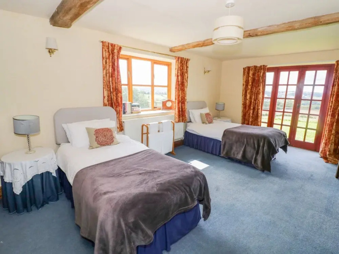 Hollywall Cottage