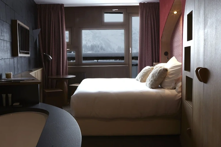 Standard Club room