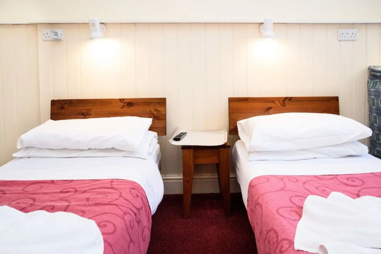 Lynton Hotel