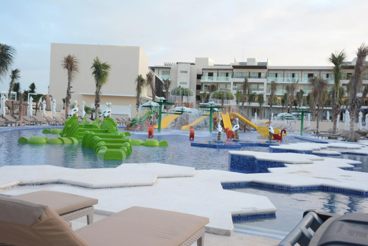 Royalton Riviera Cancun Resort and Spa photo 20