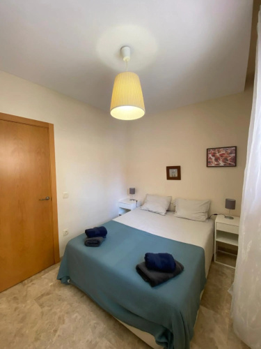 Central 2 bedrooms apartment with patio