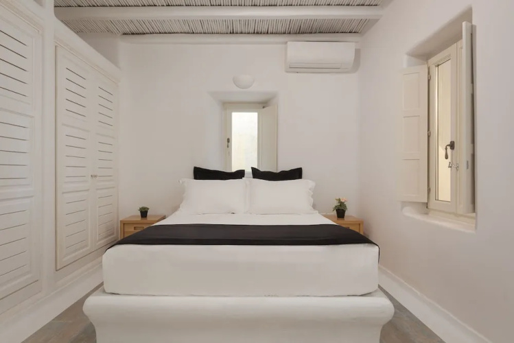 Mykonian Icon Villa