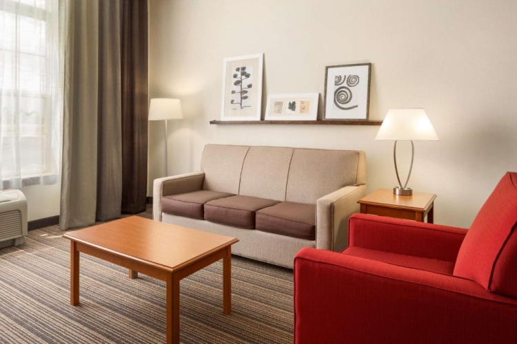 Quadruple Suite