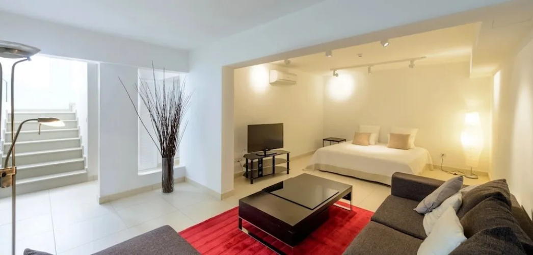 Villa Scarlet