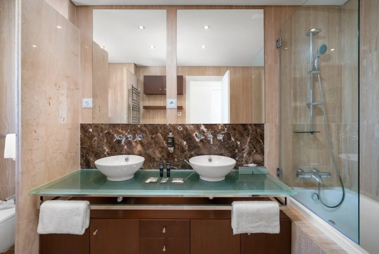 2 Bedrooms Luxury room