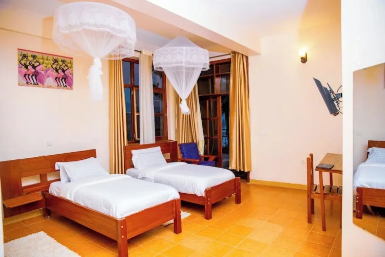 1 Bedroom Deluxe Double room with balcony and with lake view