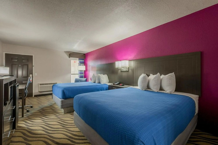 Stratford House Inns - Edmond