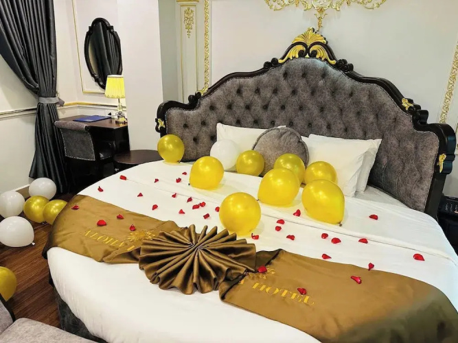 Luxury Place Hotel