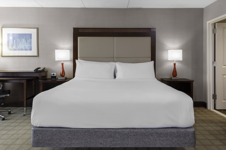 Crowne Plaza Boston - Woburn photo 6