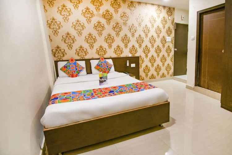 FabHotel SVS Luxury Rooms