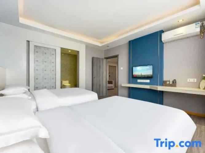 Quadruple Suite