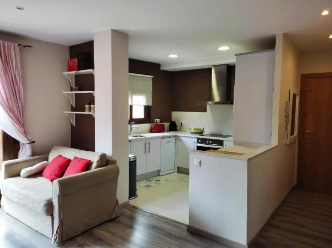 2 Bedrooms Apartment