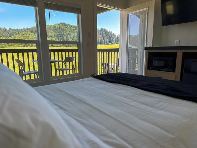 Roam Tillamook