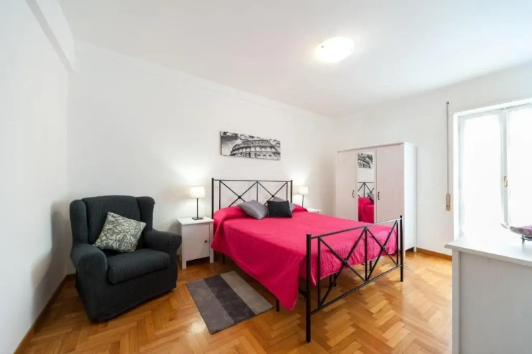 1 Bedroom Cottage with balcony and with view