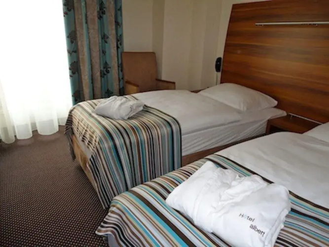 Albert Premier Hotel