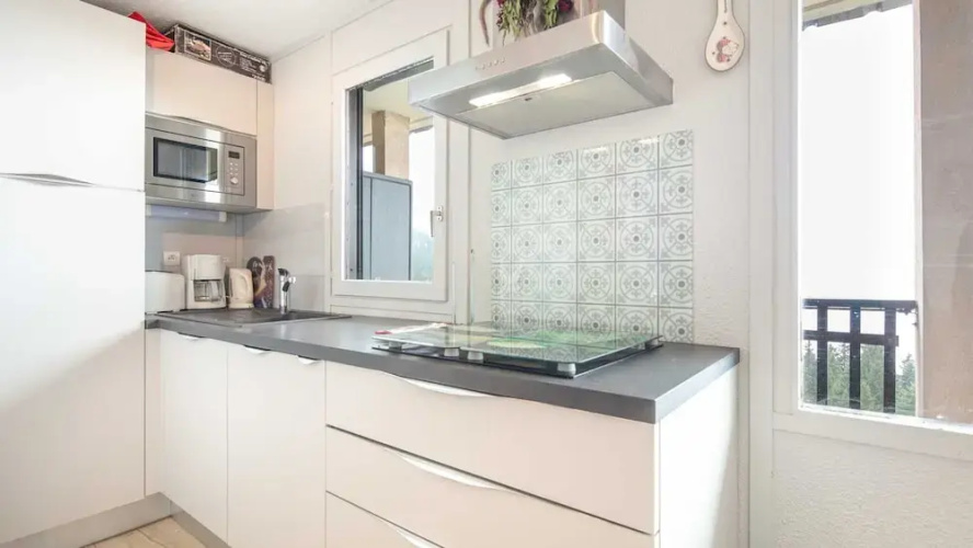 Valley-view Apartment in Chamrousse