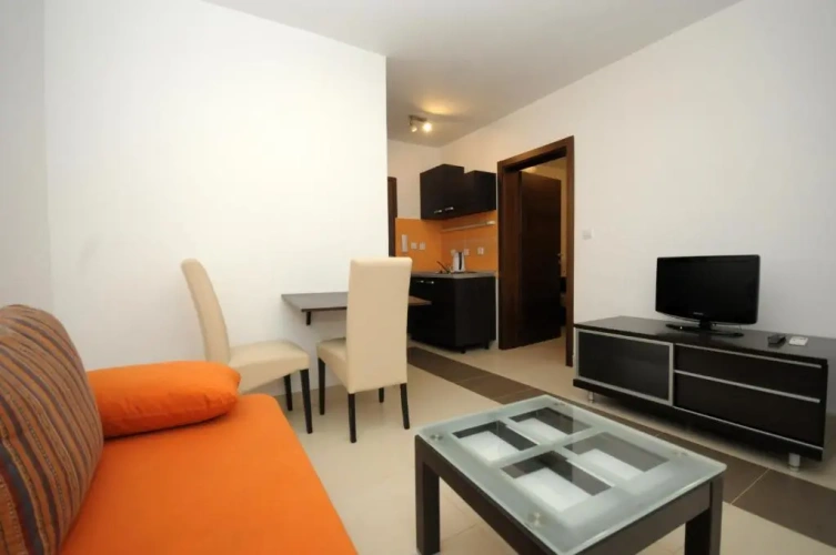 1 Bedroom Double Apartment