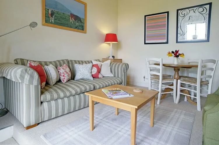 Giddy Cottage