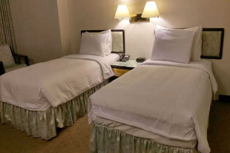 Premier Hotel