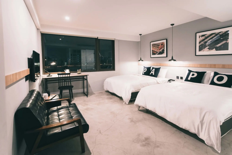 Papo'a Hotel