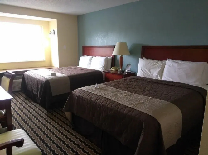 Inn At Expo Square