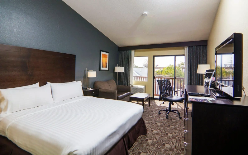 Standard Double room with balcony