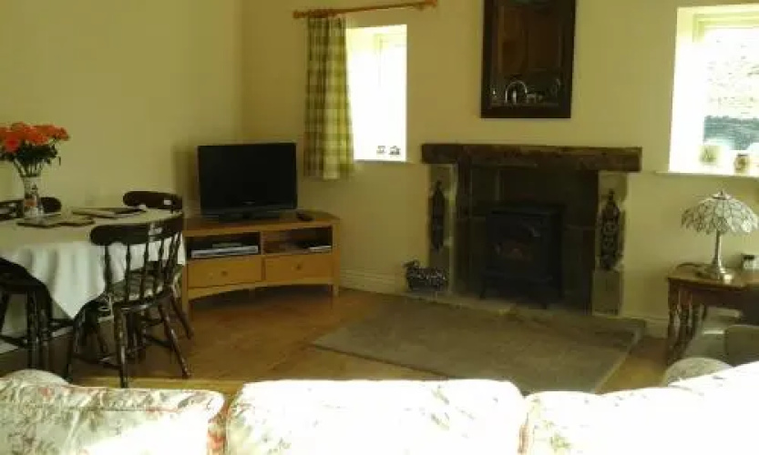 Bramble Cottage & Rossmoor Cottage