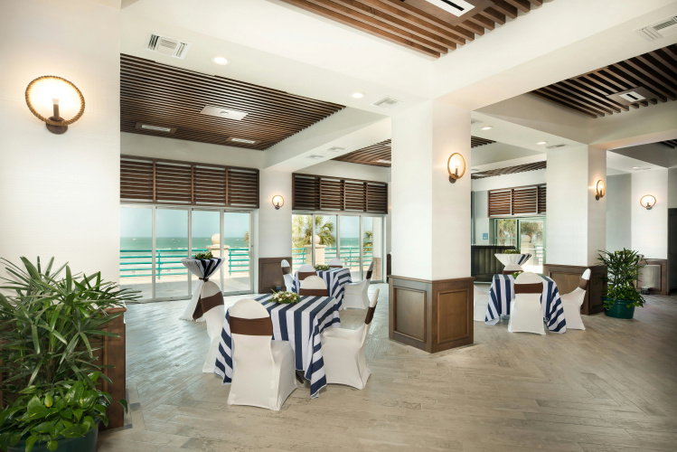 Hilton Daytona Beach Oceanfront Resort - Adults Only photo 31