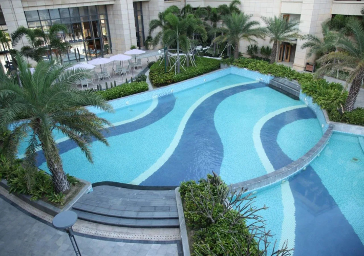Poly Hailing Island Resort
