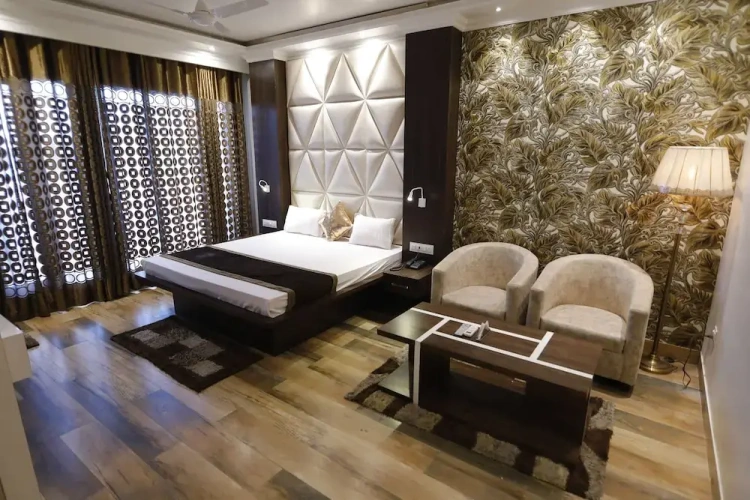 Luxury room