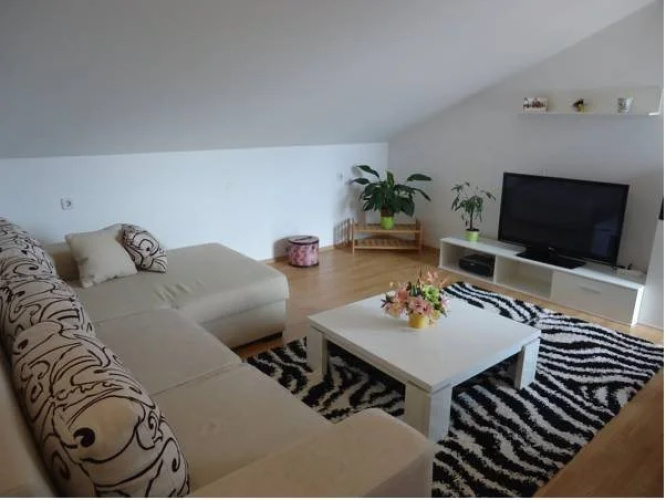 Apartments Arina