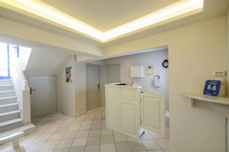 Spyros Studios