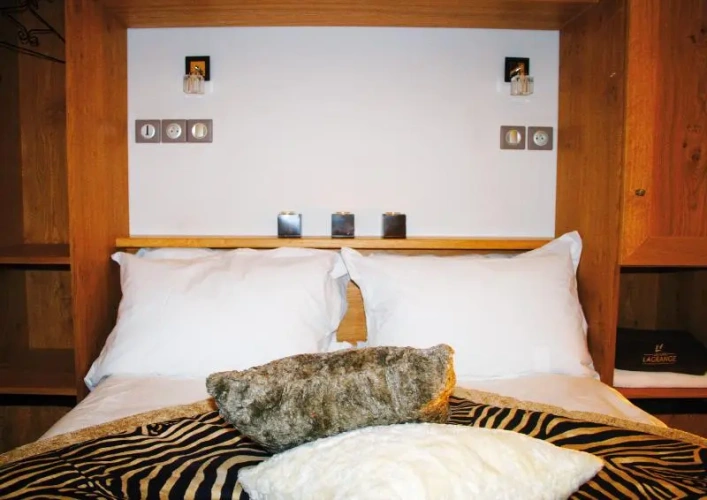 1 Bedroom Quadruple Apartment