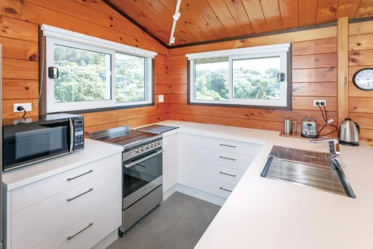 3 Bedrooms Cottage