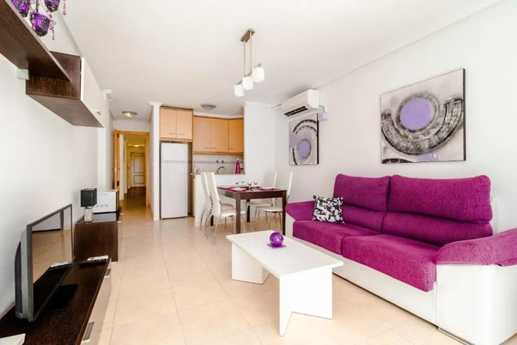 2 Bedrooms Apartment