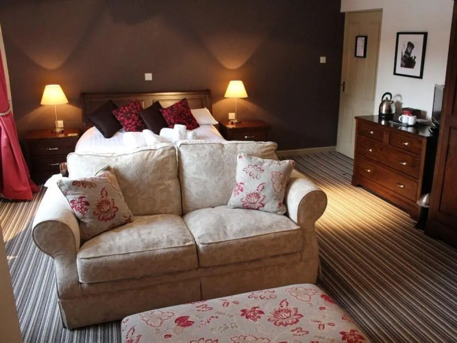White Lion Hotel
