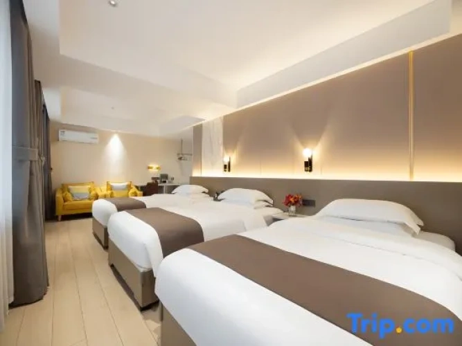 Deluxe Triple room