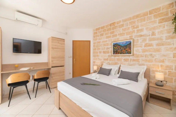 Apartments4You Supetar